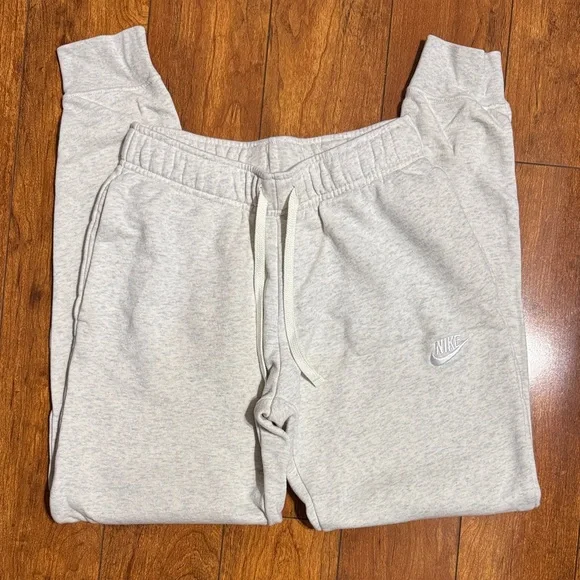 Nike women Light Gray Sweatpants - Picture 3 of 5